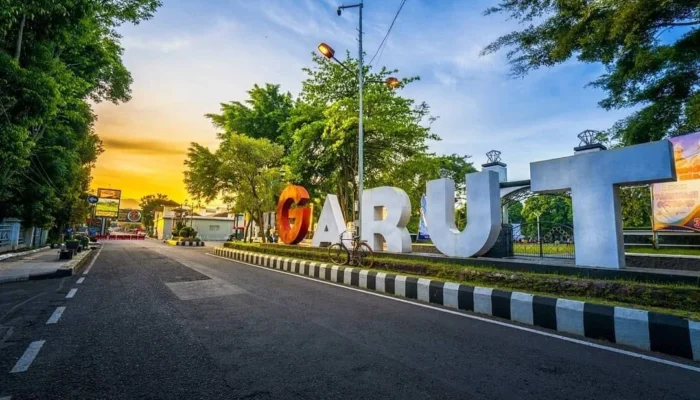 Wisata di Garut: Panduan Lengkap Destinasi Menarik, Kuliner, dan Oleh-Oleh